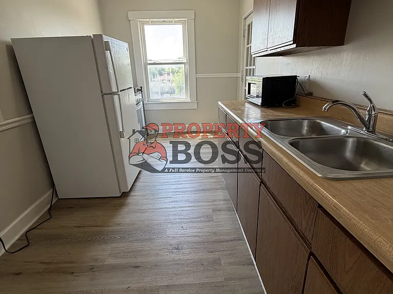 3550 Washington St — Photo 7