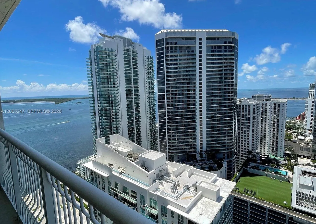 1 bed, 825 sqft, $3,150 — Photo 2