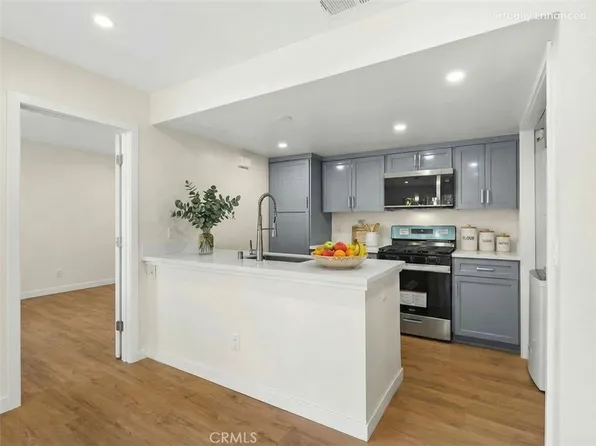 10237 De Soto Ave Unit A, Los Angeles, CA 91311
