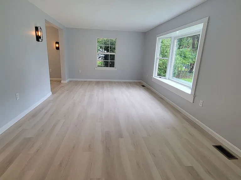 410 Spruce St #201 — Photo 13