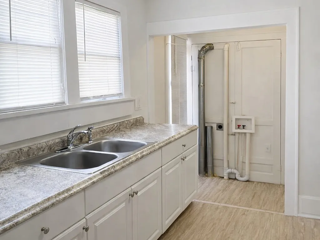 Building Photo - 525 Lambuth Blvd #1