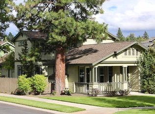 61590 Devils Lake Dr, Bend, OR 97702