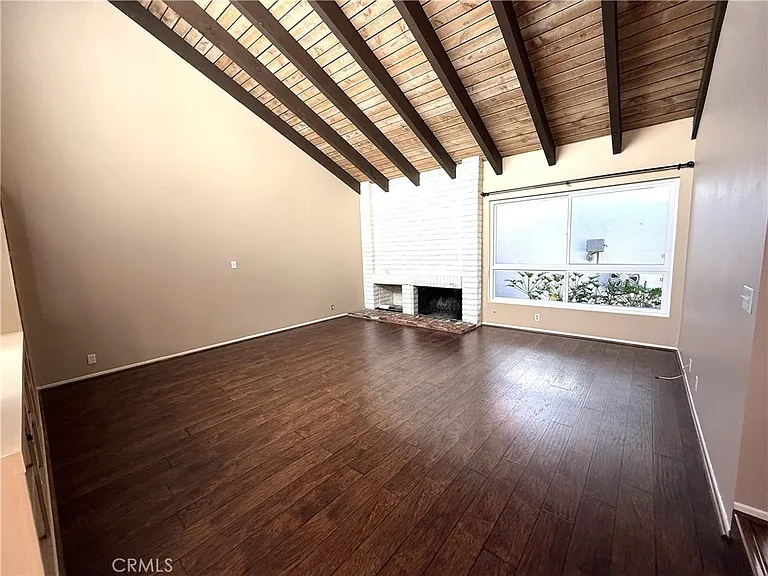 24 Cypress Tree Ln — Photo 17