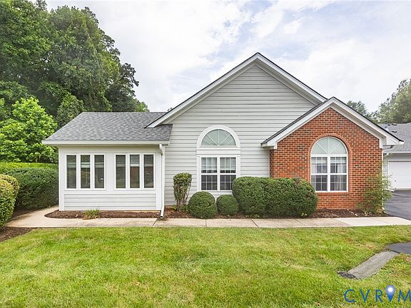 2nd image of 3246 Stone Manor Cir