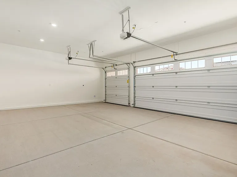 1657 S Sailors Ct — Photo 23