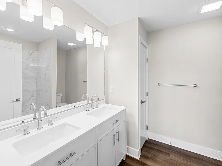 2724 Amelia Ln — Photo 8