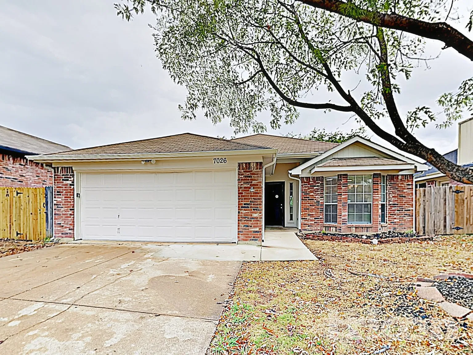 7026 Stetter Drive Arlington TX — Photo 3