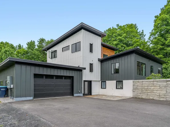 821 Towne Hill Road, Montpelier, VT 05602