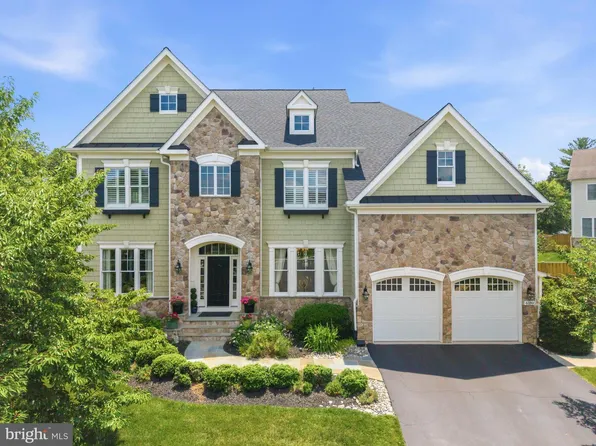 6189 Adeline Ct, Mc Lean, VA 22101