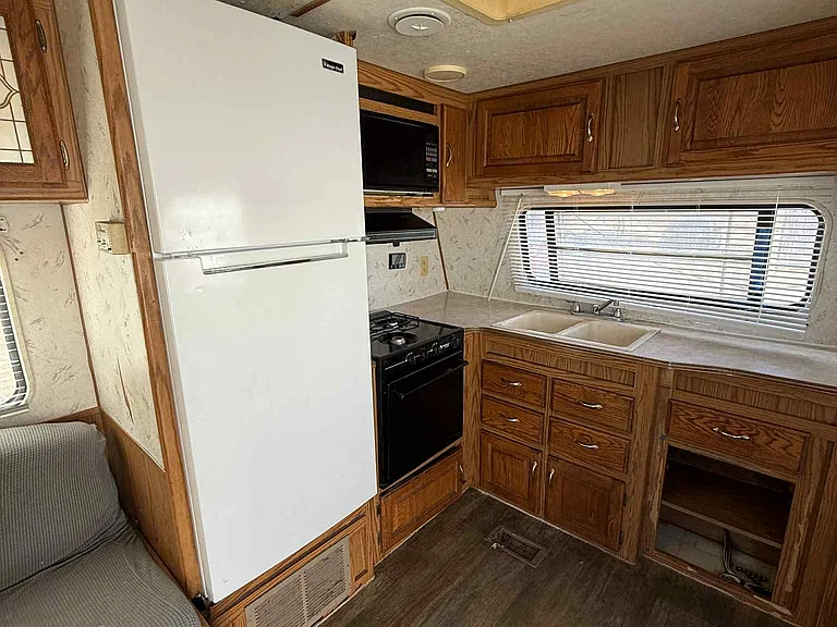 5755 S Fontana Ave #3 — Photo 3