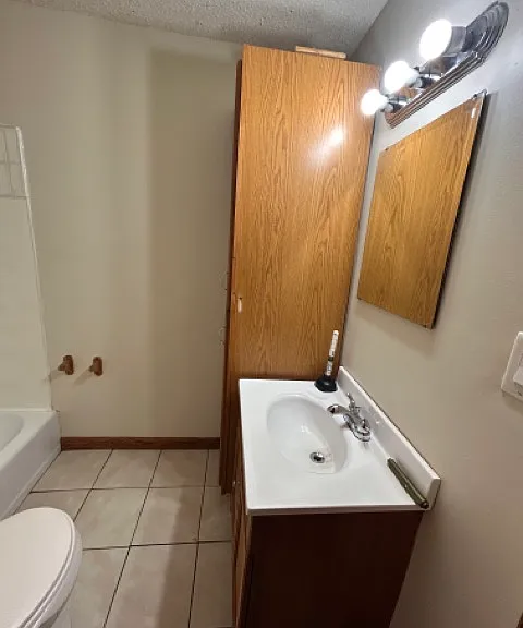 2829 Rutland Ave — Photo 28
