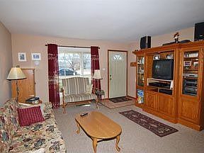 4th image of 8730 166th St