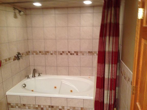 Basement Full Bath Jacuzzi