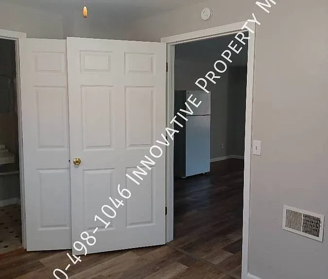 7351 N Dort Hwy #3 — Photo 15