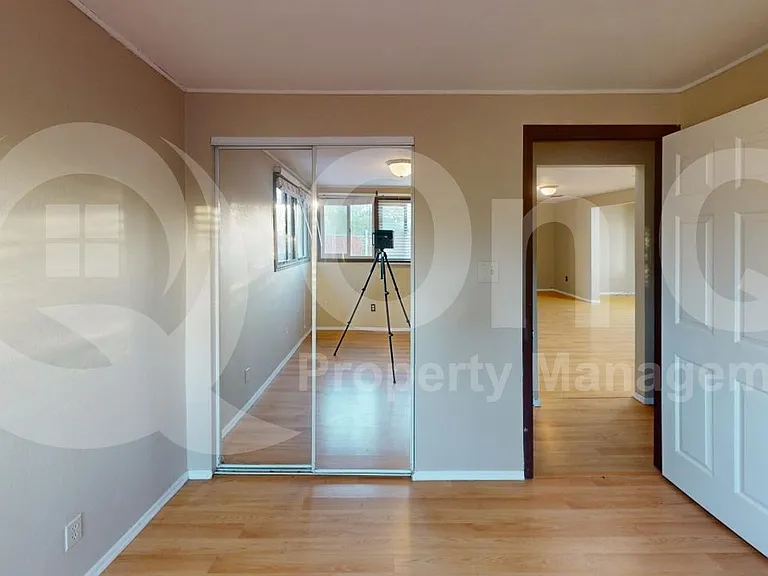 4937 E Rosewood St — Photo 7