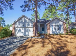 1 Georgia Ct, Pinehurst, NC 28374