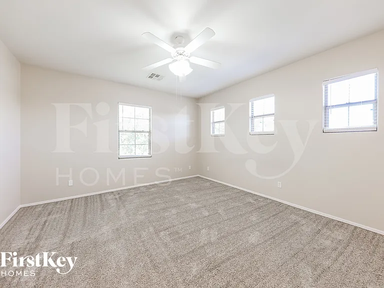 25942 N 54th Ave — Photo 9
