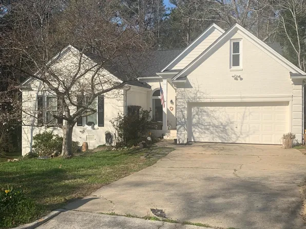 303 Swiss Lake Dr, Cary, NC 27513