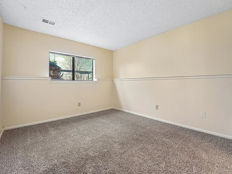 ReNew Foothills — Photo 28