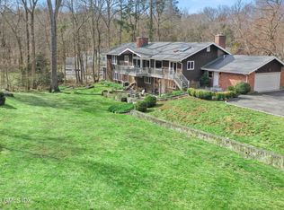 7 Castle Ct, Greenwich, CT 06830