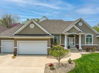 4525 Chestnut Ridge Rd NE, Cedar Rapids, IA 52411