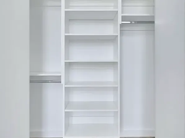 2455 3rd Avenue image 7 of 32