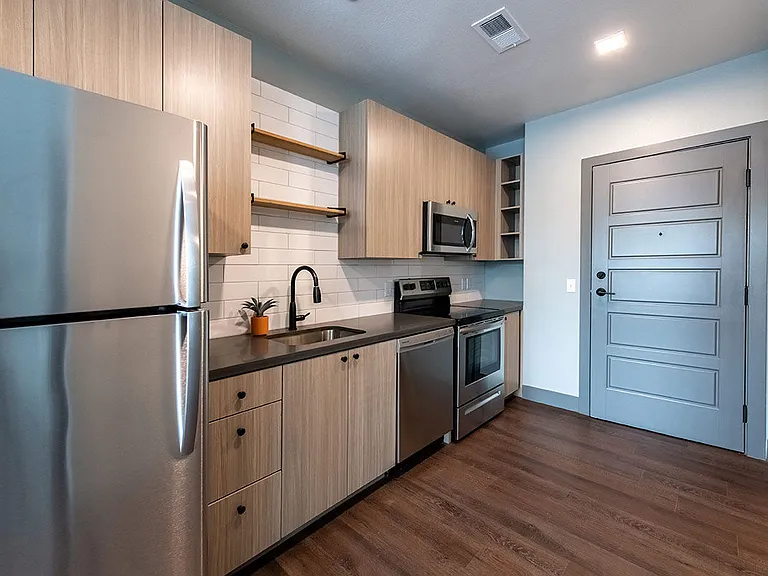 APARTMENTS AT MADDIE — Photo 24