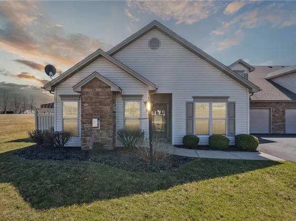 1014 Carriage Ln, Saxonburg, PA 16056