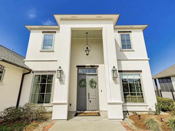 2544 Tiger Crossing Dr, Baton Rouge, LA 70810