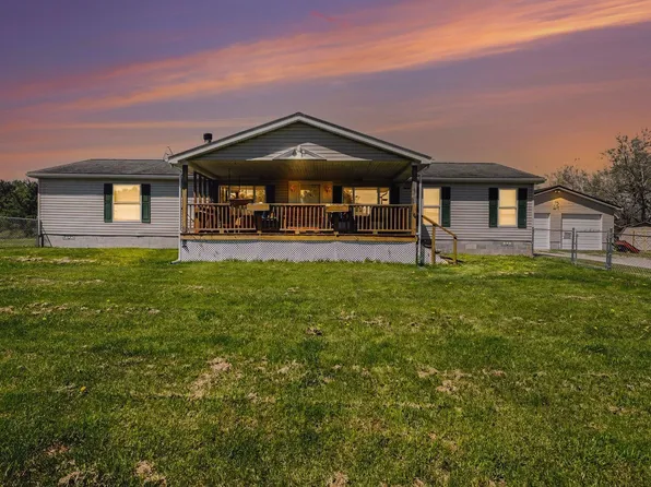 6612 Terry Ln, Hale, MI 48739