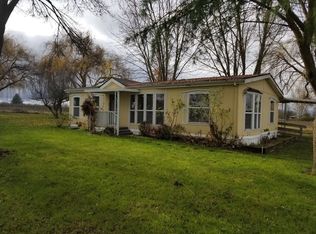 2518 Lotus Ln, Central Pt, OR 97502