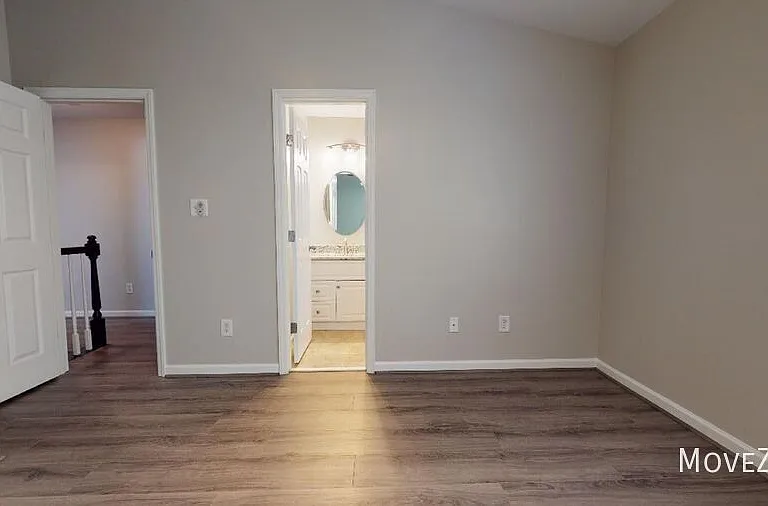 2121 Piney Brook Rd #104 — Photo 32