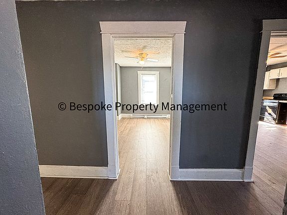 4th image of 158 Main St Unit 3