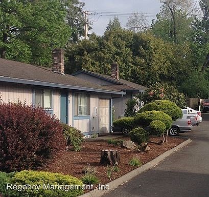 1st image of 2809 E 19th St APT H