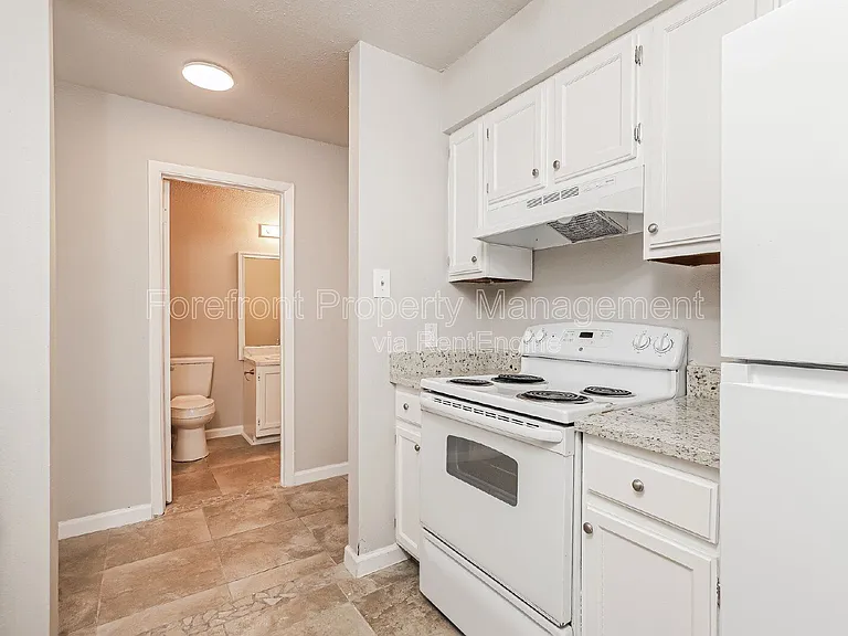 7802 Richard Frank Way #3 — Photo 9