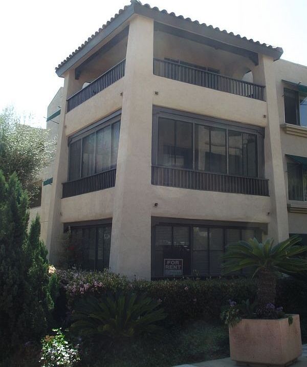 Top floor unit