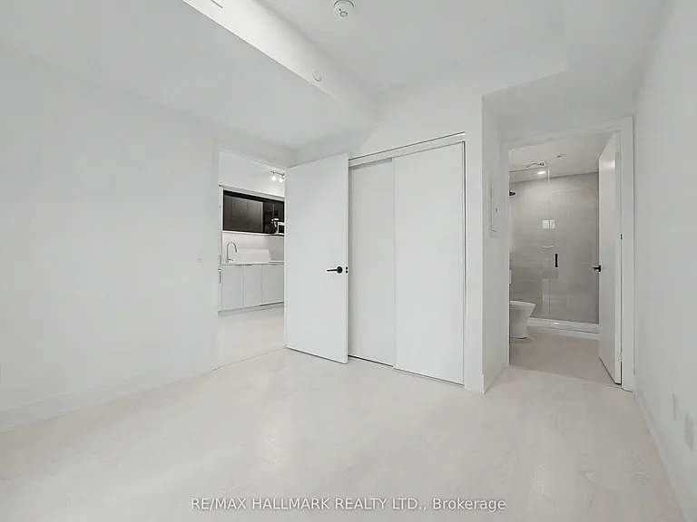 308 Jarvis St #308 — Photo 9