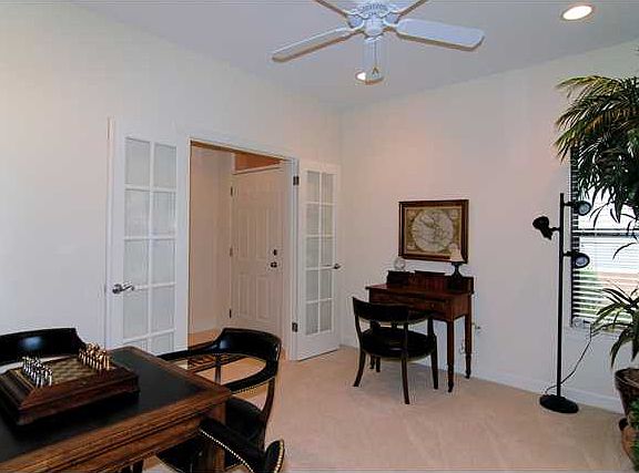4th image of 1248 Deerwood Dr