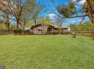 346 Elliott Rd, Waynesville, GA 31566