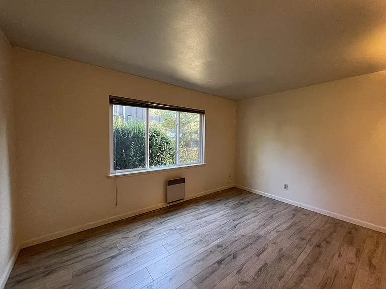 4713 Sand Point Way NE — Photo 8