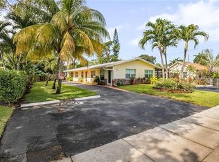872 NE 36th St #A, Fort Lauderdale, FL 33334