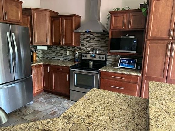 2nd image of 515 Majestic Oak Ct