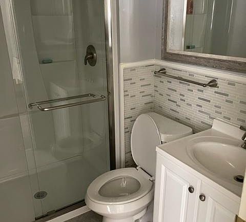 3rd image of 5643 Dantonaire Pl