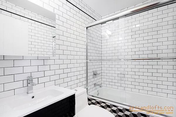 Rented by aptsandlofts.com | media 17