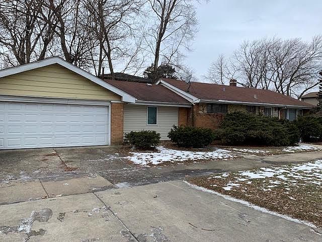 2nd image of 10904 S Union Ave