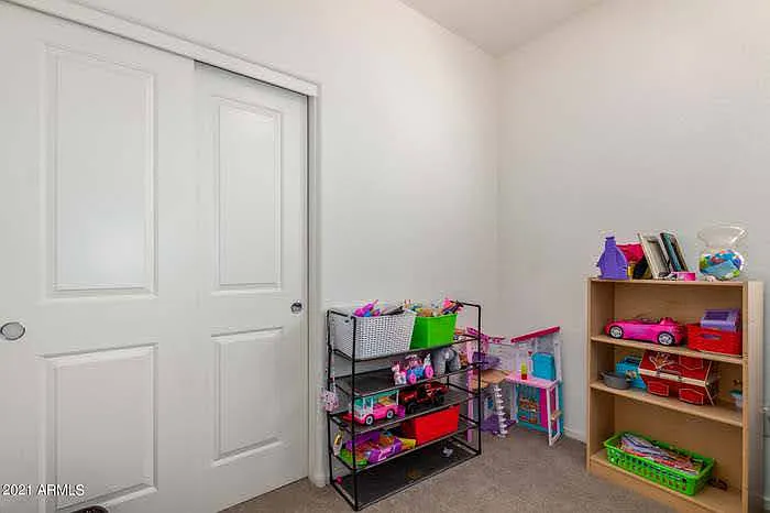 2358 E Huntington Dr — Photo 19