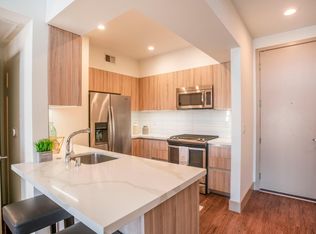 Living at Santa Monica, Santa Monica, CA 90401