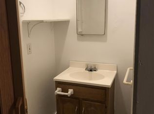 99 Webster St #2F, Lewiston, ME 04240