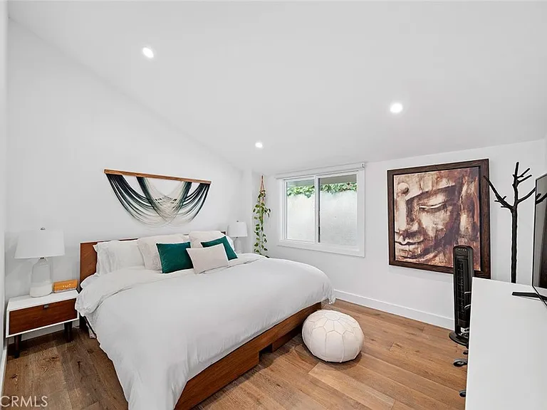 343 Emerald Bay — Photo 32