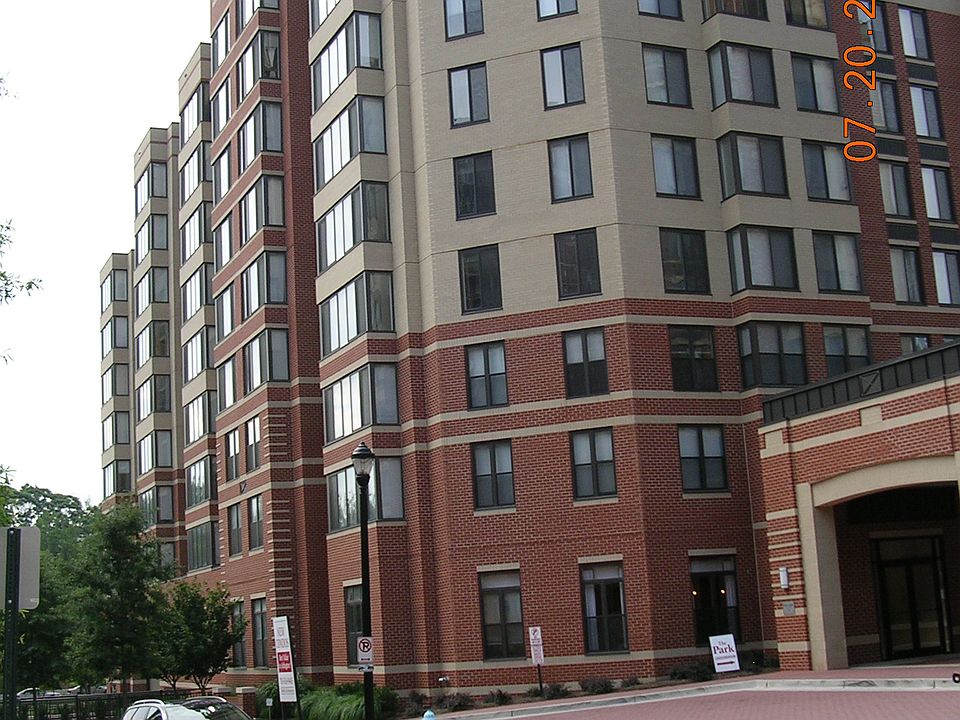 1st image of 2220 Fairfax Dr APT 209